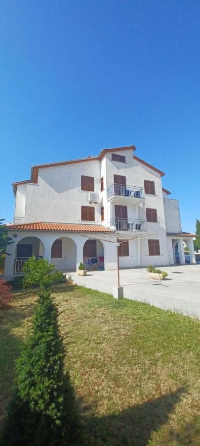 Guesthouse Santin Rovinj Exterior photo