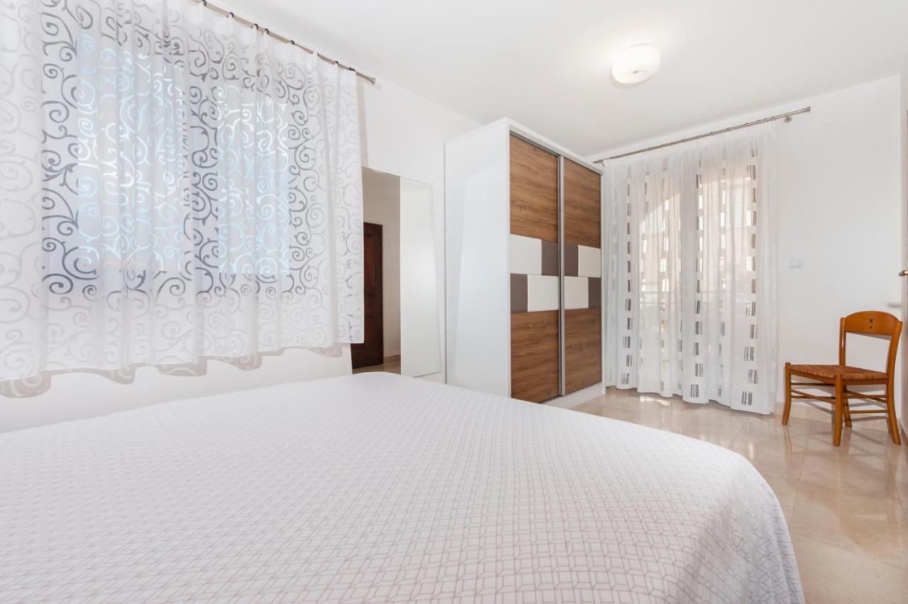 Guesthouse Santin Rovinj Exterior photo