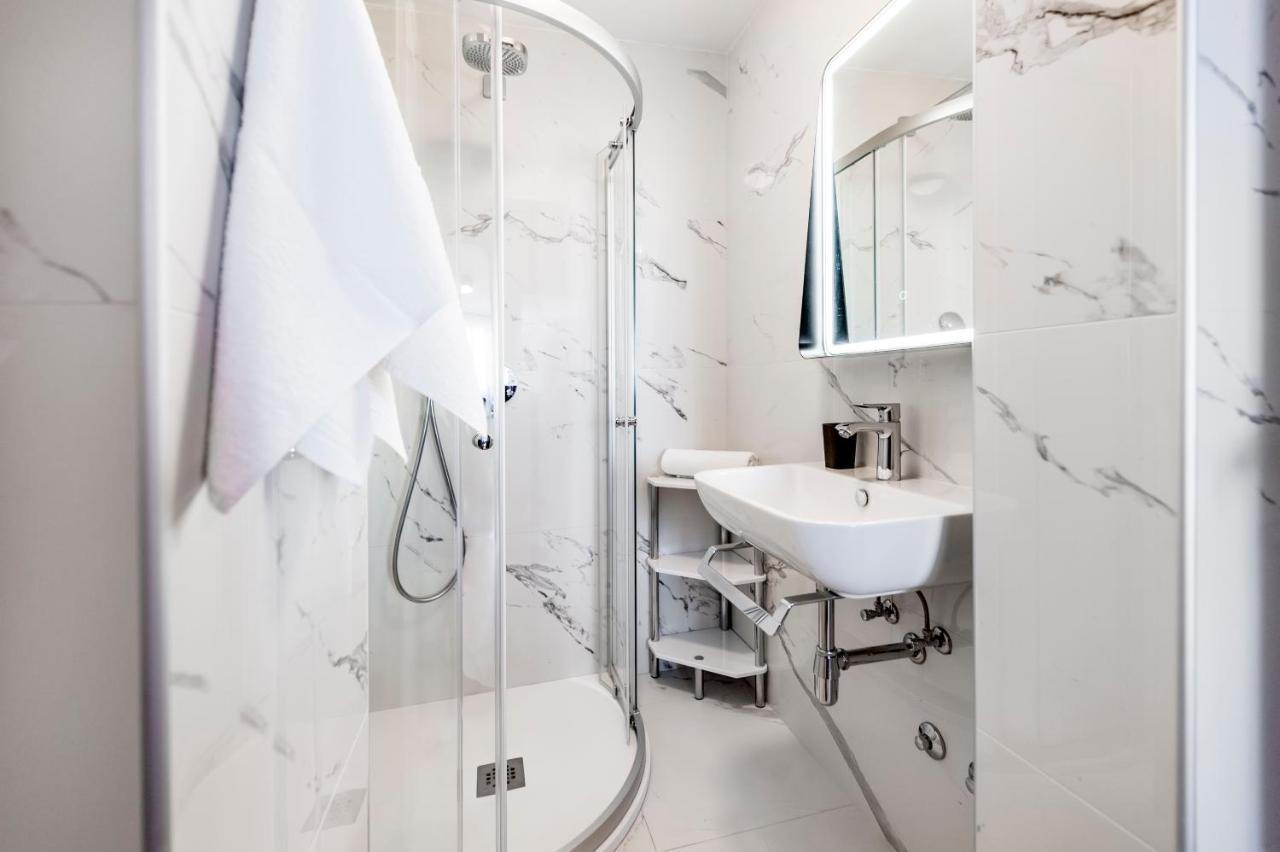 Guesthouse Santin Rovinj Exterior photo