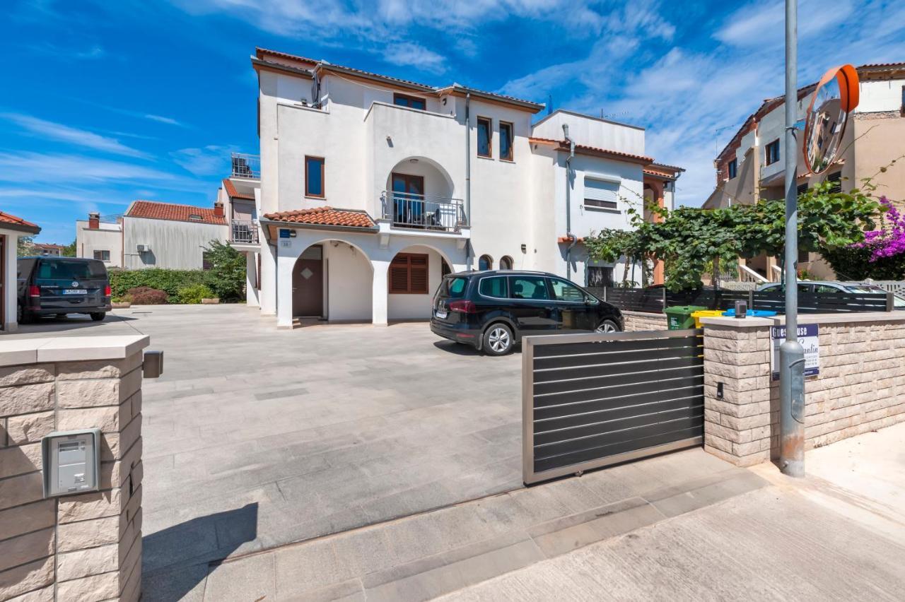 Guesthouse Santin Rovinj Exterior photo