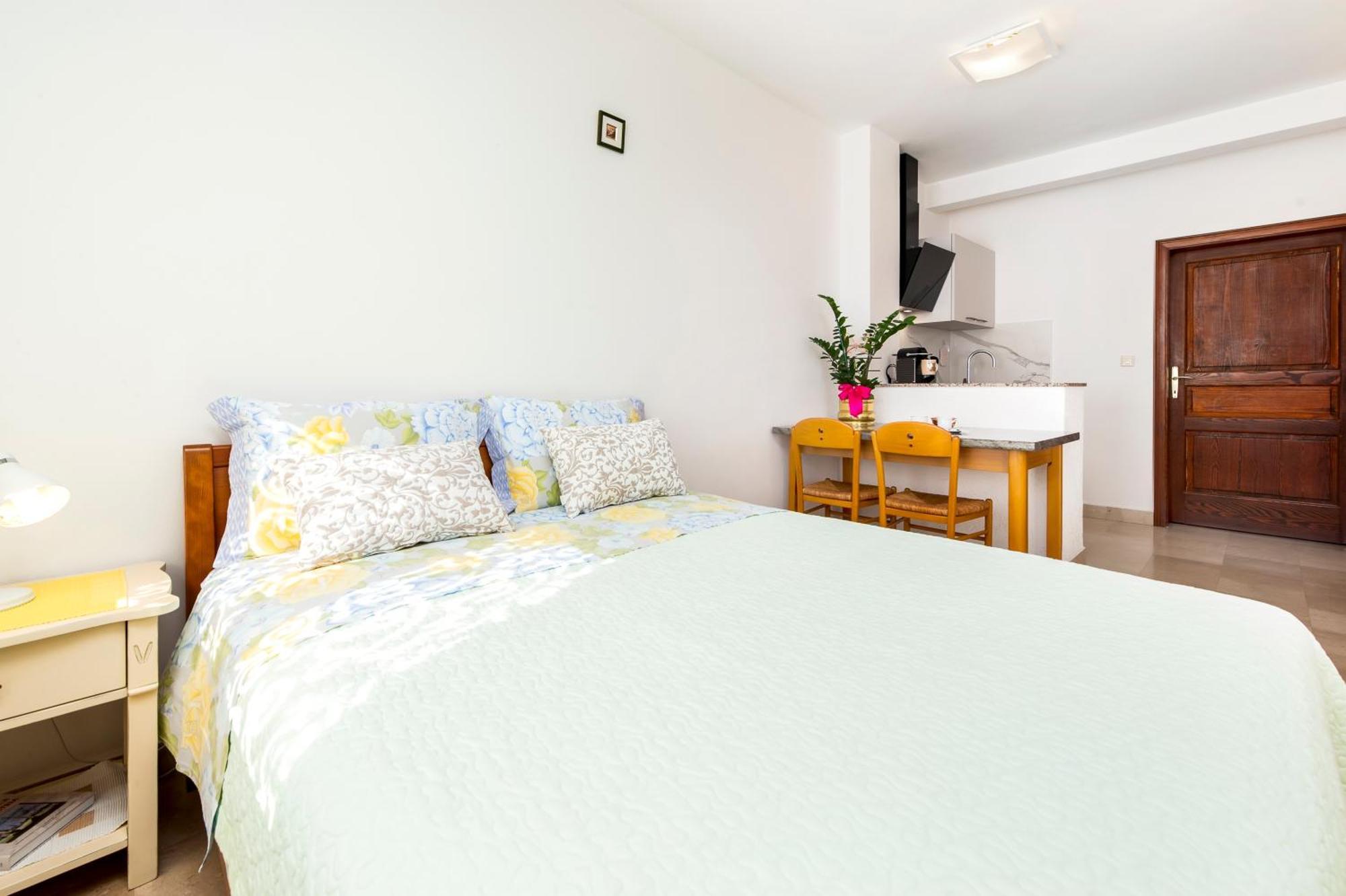 Guesthouse Santin Rovinj Exterior photo