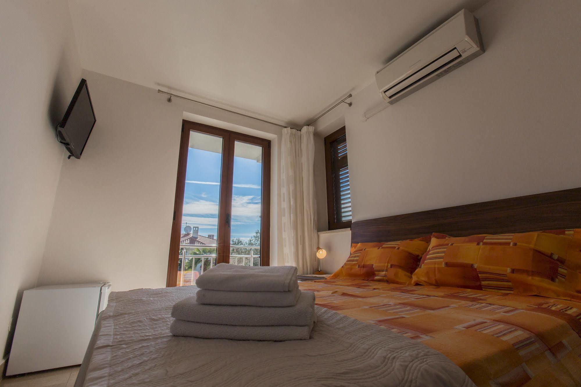 Guesthouse Santin Rovinj Exterior photo